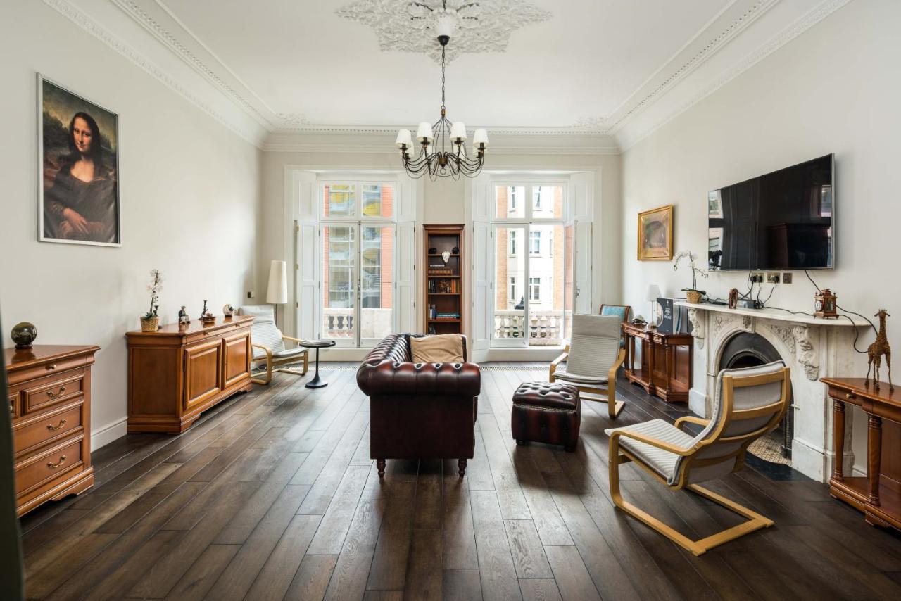 4 Bedroom House Up To 10 People At Heart Of Kensington And Chelsea London Bagian luar foto