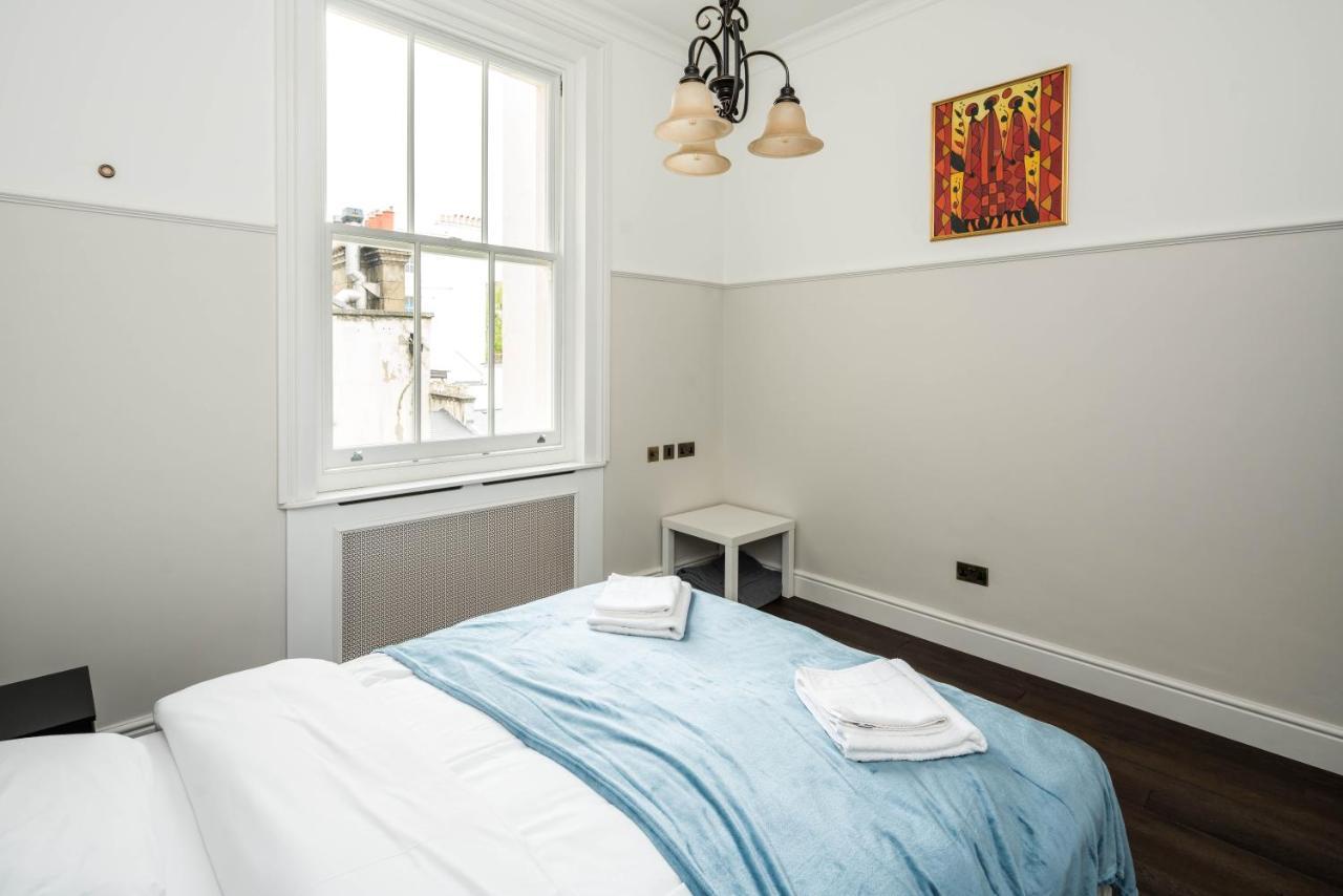 4 Bedroom House Up To 10 People At Heart Of Kensington And Chelsea London Bagian luar foto